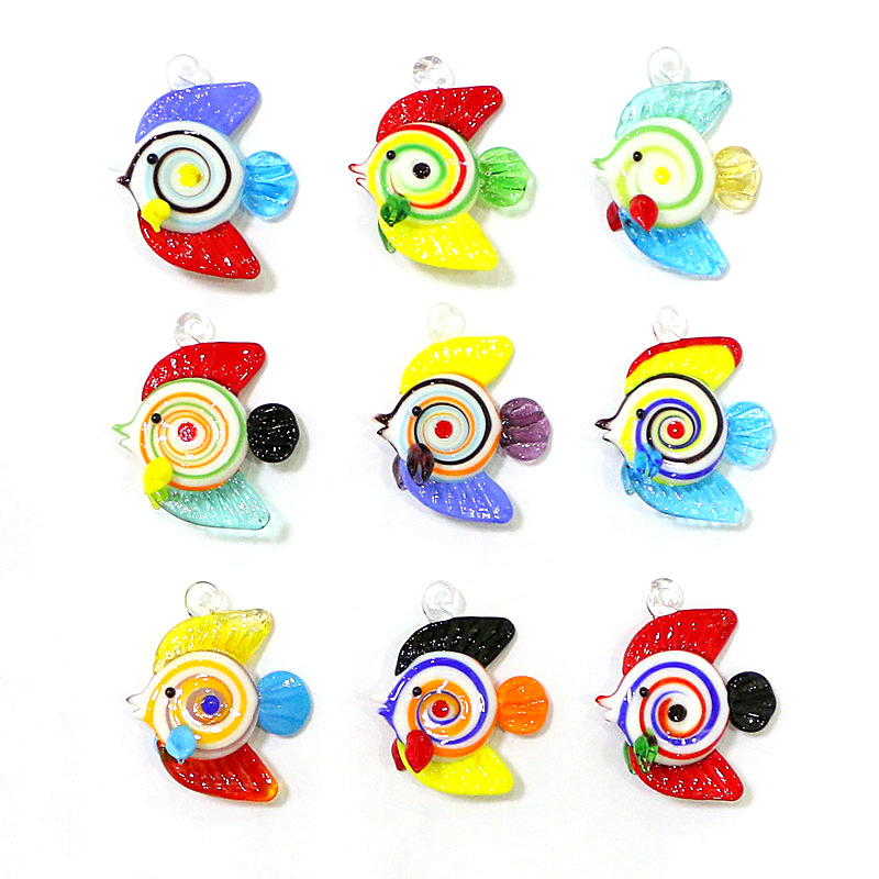 Marine Aquarium Europe - Poissons tropicaux miniatures colorées pendentifs en