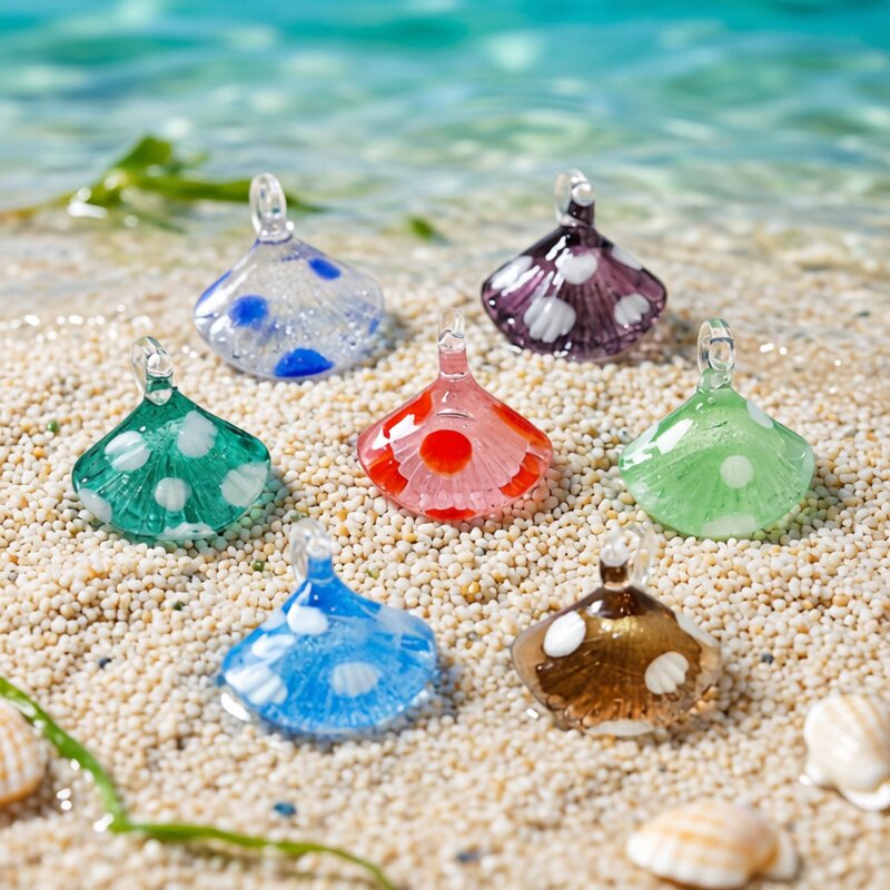 Marine Aquarium Europe - Pendentif en verre miniature coquillage coloré,